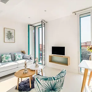Appartement New ! Sea View Design + Balcony 203, Villefranche-sur-Mer